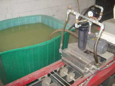น้ำที่ใช้สำหรับอุปกรณ์ส่วนนี้ ประกอบด้วยน้ำเปล่า 200ลิตร ผสมสารเคมีการเกษตร